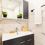 Respiro アパートホテル 4*