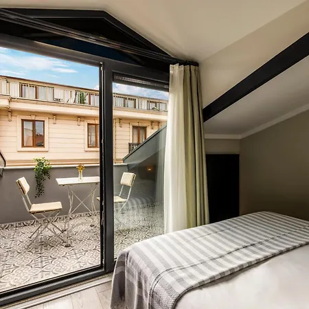 Respiro Aparthotel 4*